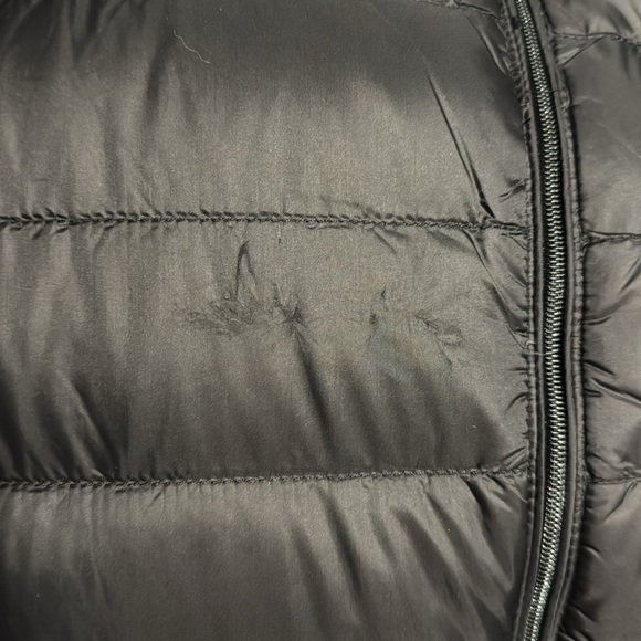 Quince Packable Puffer Mid Length Jacket Black - Picture 7 of 8